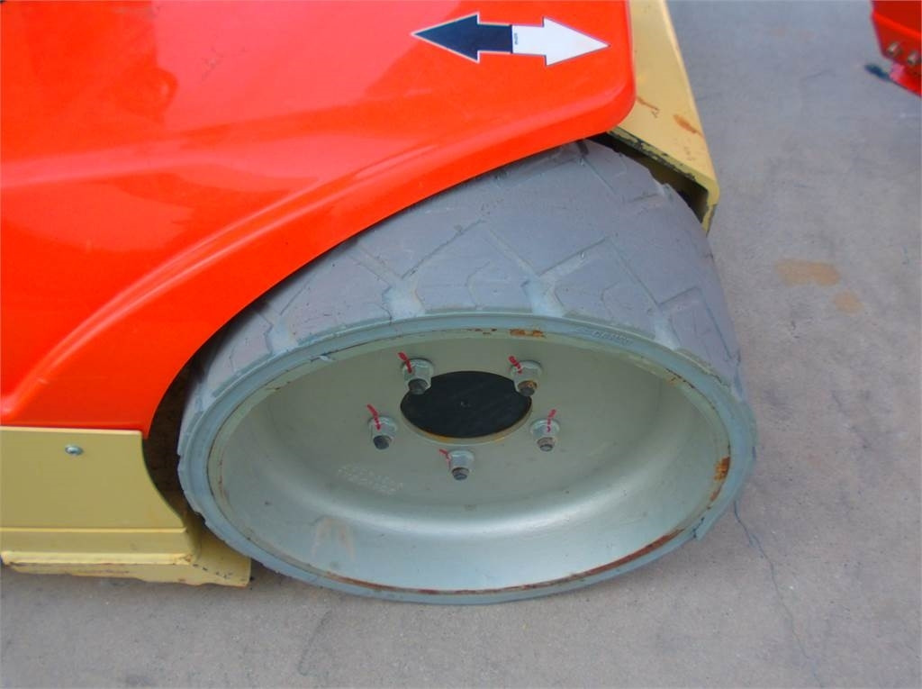 Вертикальный мачтовый подъемник JLG Toucan 12E+: фото 13 Вертикальный мачтовый подъемник JLG Toucan 12E+: фото 13