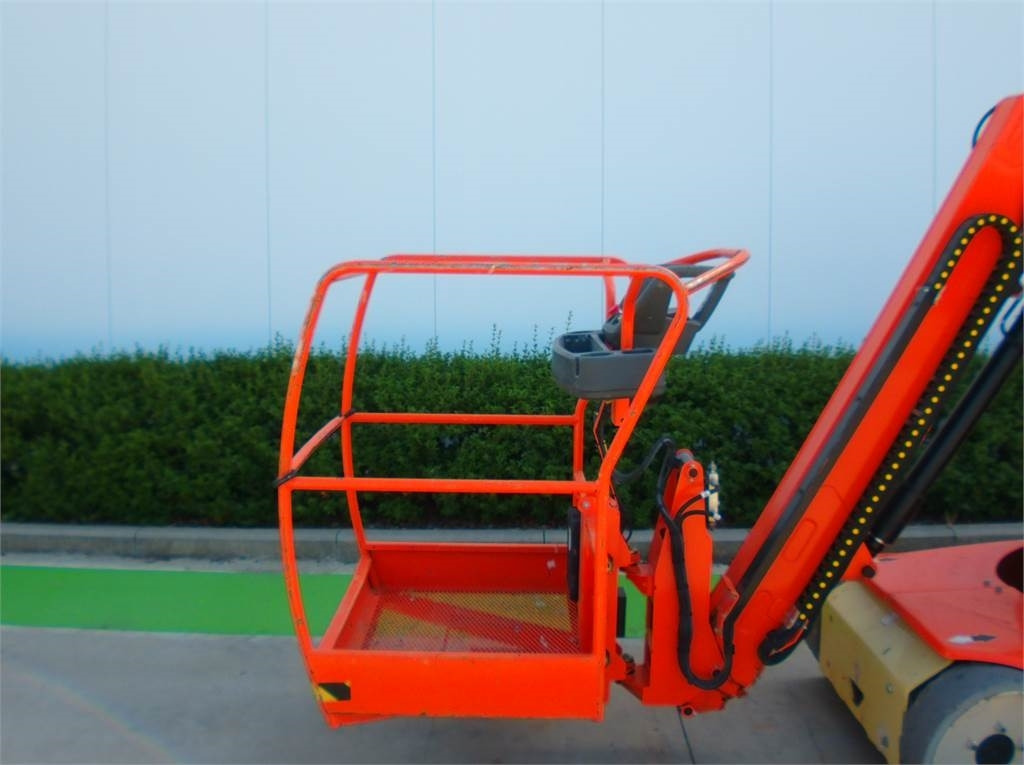 Вертикальный мачтовый подъемник JLG Toucan 12E+: фото 11 Вертикальный мачтовый подъемник JLG Toucan 12E+: фото 11