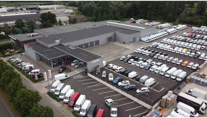 Микроавтобус, Пассажирский фургон Mercedes-Benz Sprinter Mercedes-Benz 313 2.2 CDI Aut. E6 L2H2 €10.890 Incl. BTW BPM VRIJ! EXPORT ONLY Combi/ 9 Persoons/ Kombi/ 9P/ Airco/ Rolstoellift: фото 16