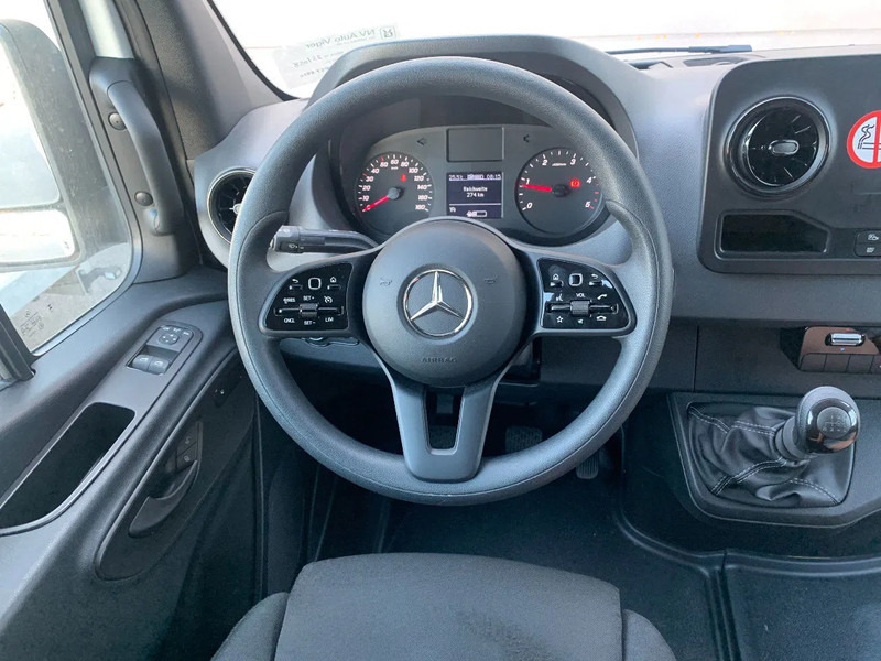Mercedes-Benz Sprinter 317 CDI*L2H2*360°Camera*Zetelverwarming*Tempomat*Navi* - Цельнометаллический фургон: фото 4 Mercedes-Benz Sprinter 317 CDI*L2H2*360°Camera*Zetelverwarming*Tempomat*Navi* - Цельнометаллический фургон: фото 4