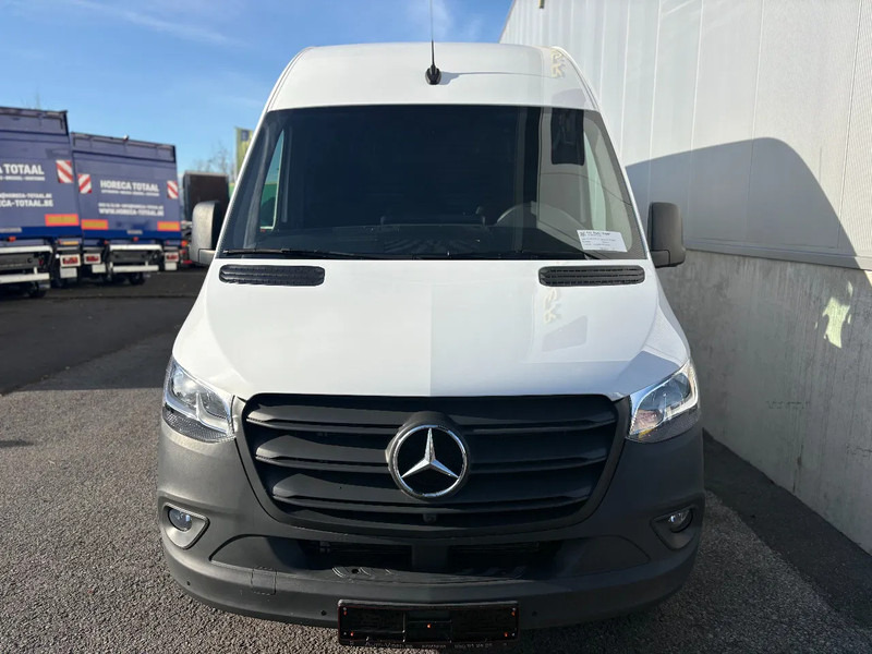 Mercedes-Benz Sprinter 317 L2H2*360°Camera*Airco*Navigatie*Zetelverwarming - Цельнометаллический фургон: фото 3 Mercedes-Benz Sprinter 317 L2H2*360°Camera*Airco*Navigatie*Zetelverwarming - Цельнометаллический фургон: фото 3