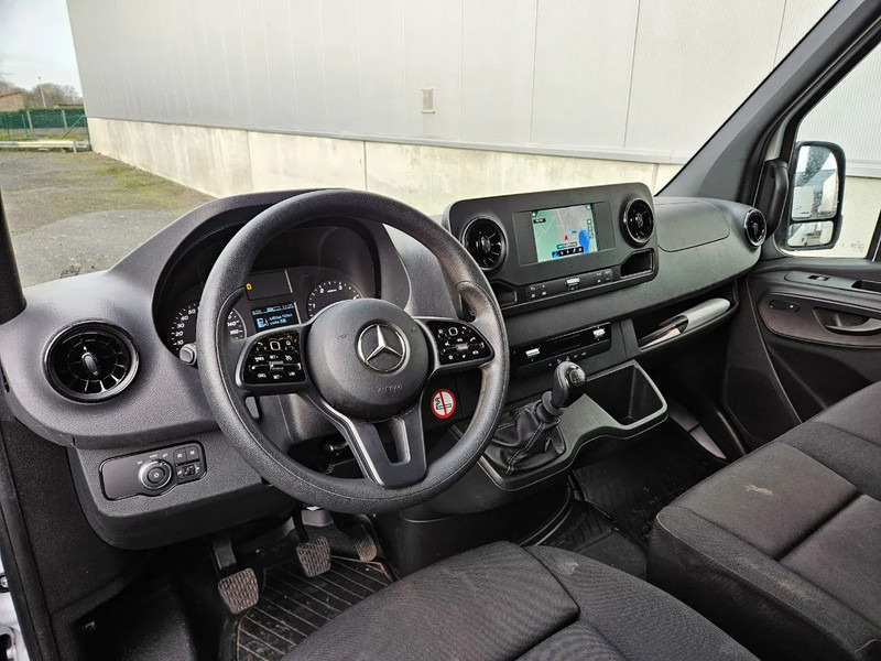 Mercedes-Benz Sprinter 317 L2H2*Achteruitrijcamera*360°camera*Zetelverwarming* - Цельнометаллический фургон: фото 4 Mercedes-Benz Sprinter 317 L2H2*Achteruitrijcamera*360°camera*Zetelverwarming* - Цельнометаллический фургон: фото 4