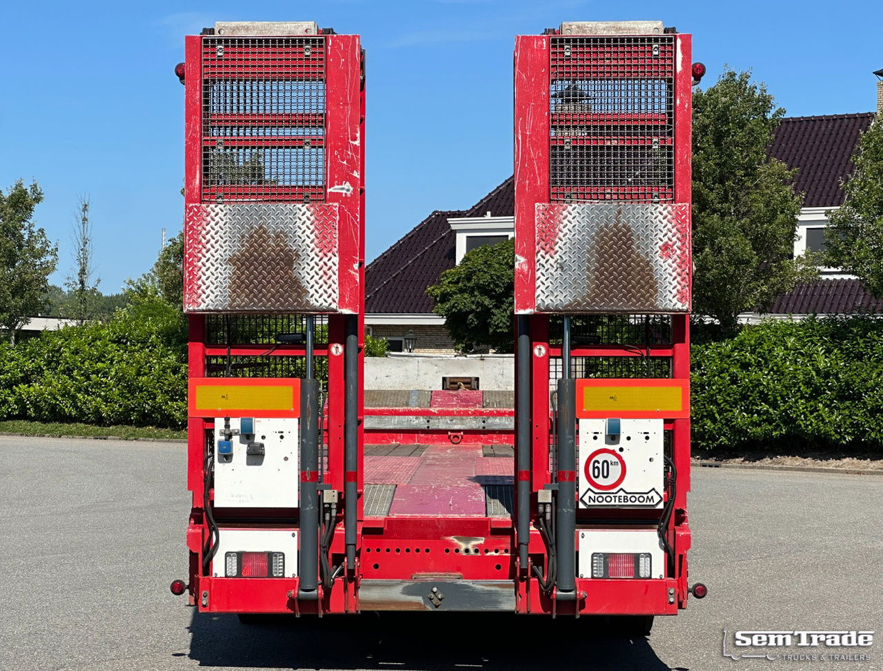 Nooteboom OSD-48-003 Semi 3 Axles Hydraulic Ramps Hinge TOP Condition - Низкорамный полуприцеп: фото 4 Nooteboom OSD-48-003 Semi 3 Axles Hydraulic Ramps Hinge TOP Condition - Низкорамный полуприцеп: фото 4