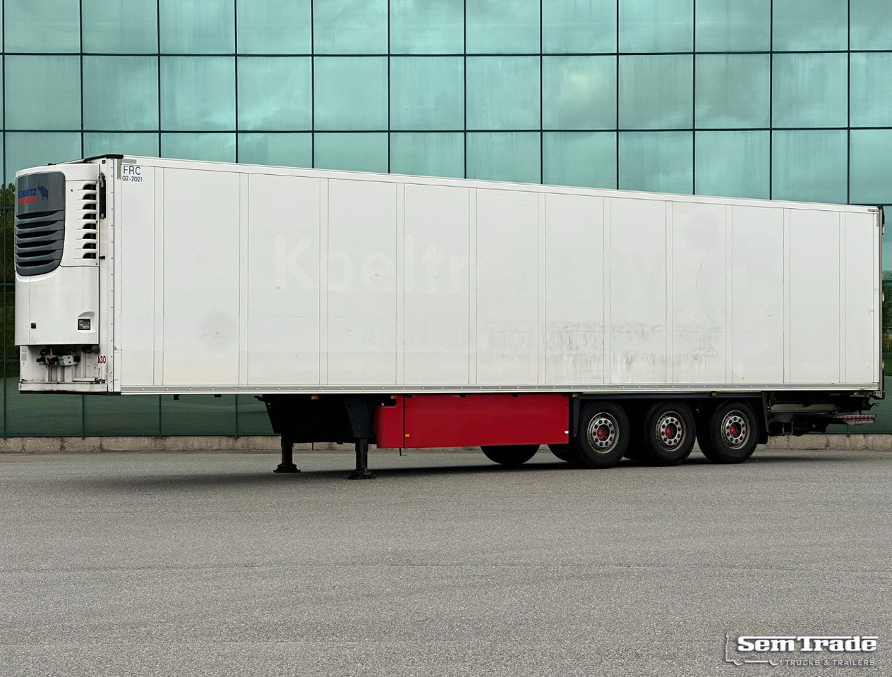 Schmitz Cargobull SCBS3B Schmitz Cooling Lift Axle Dhollandia Tail Lift NL-Trailer - Полуприцеп-рефрижератор: фото 1 Schmitz Cargobull SCBS3B Schmitz Cooling Lift Axle Dhollandia Tail Lift NL-Trailer - Полуприцеп-рефрижератор: фото 1
