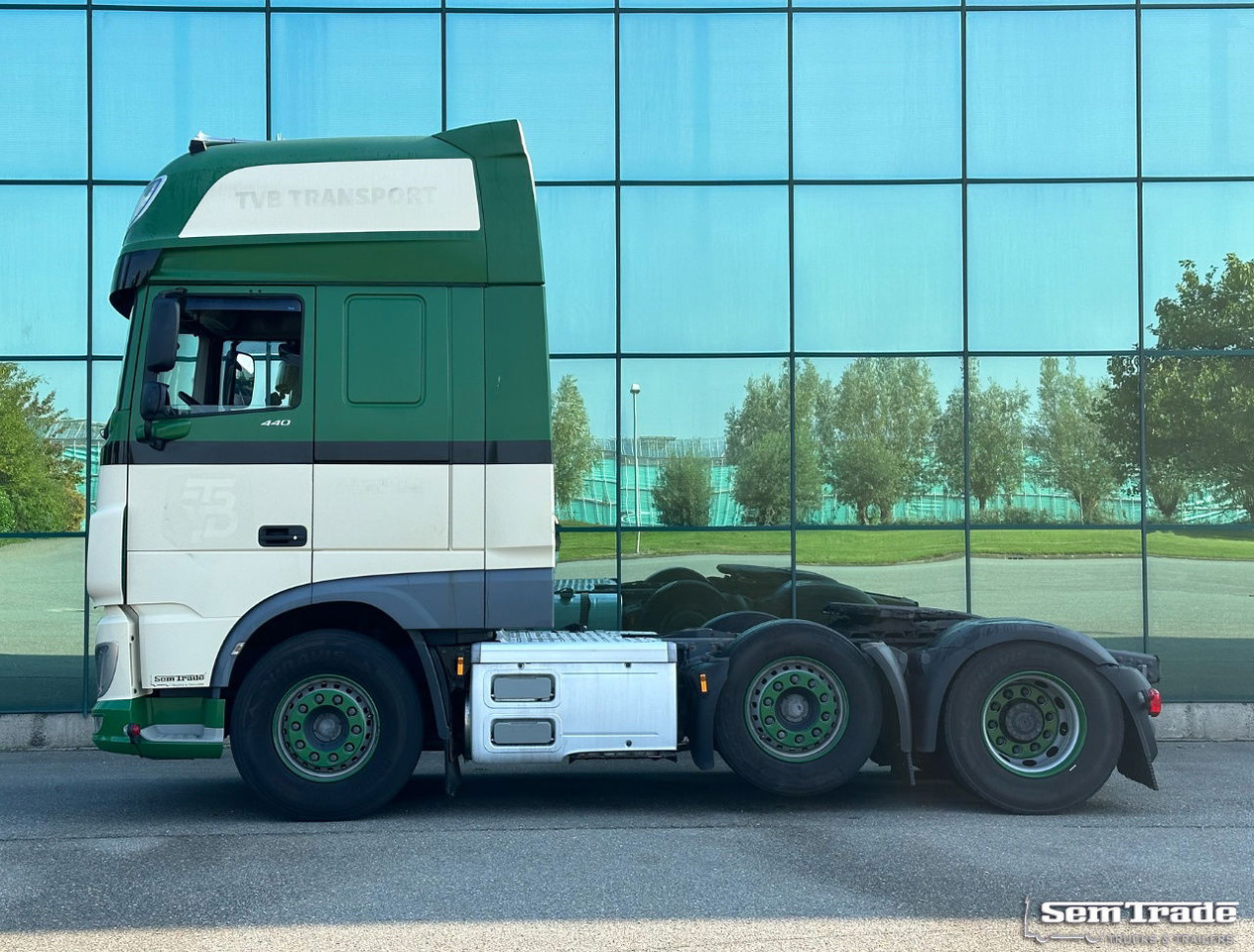 DAF XF 440 FTG SSC 6X2 TOP Condition NL Truck - Тягач: фото 2 DAF XF 440 FTG SSC 6X2 TOP Condition NL Truck - Тягач: фото 2