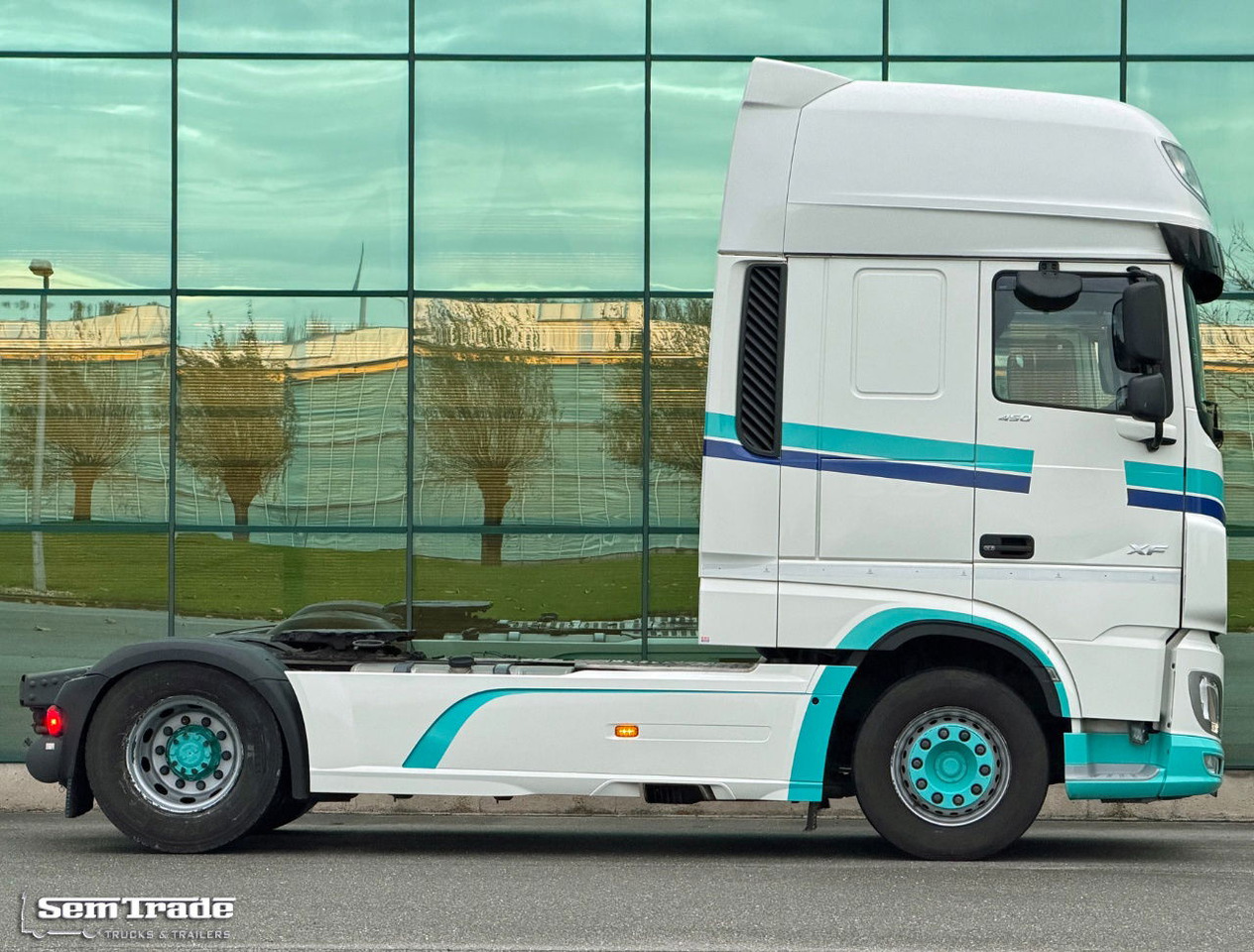 DAF XF 450 FT SSC Euro 6 Only 628.000 KM 2X Tanks TOP Condition NL-Truck - Тягач: фото 5 DAF XF 450 FT SSC Euro 6 Only 628.000 KM 2X Tanks TOP Condition NL-Truck - Тягач: фото 5