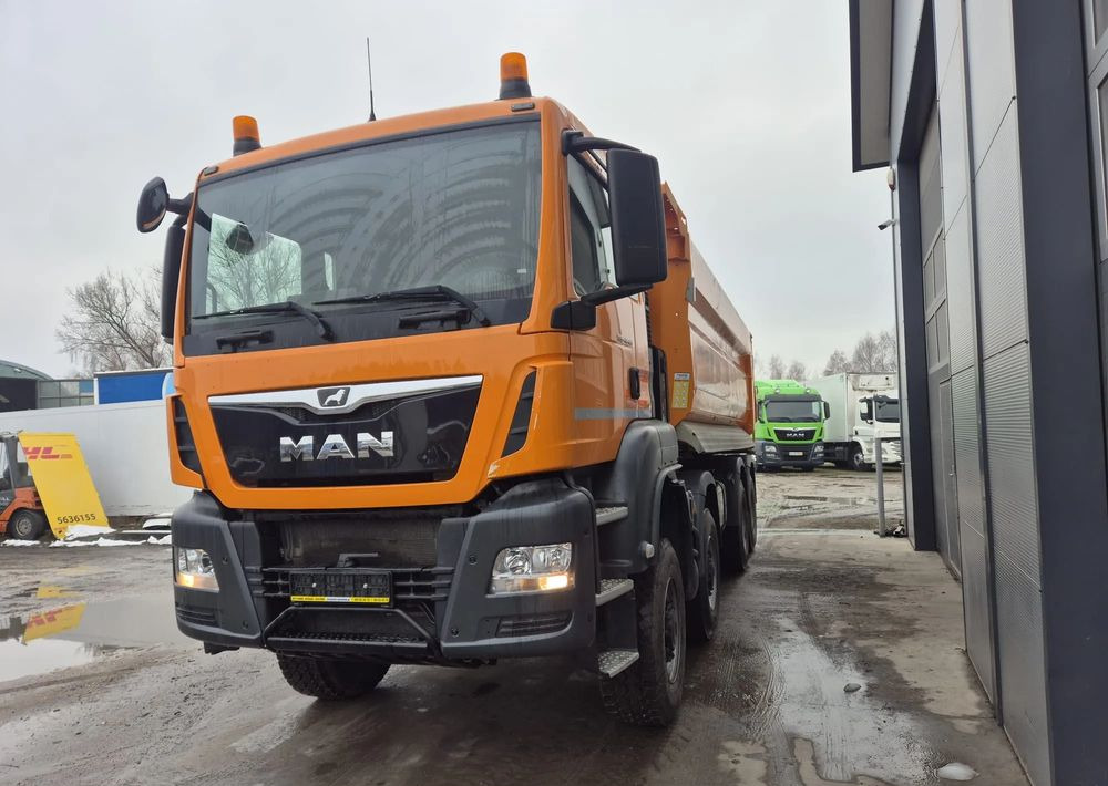 MAN TGS 41.460 oxo WYWROTKA tylnozasypowa KH-KIPPER EURO 6 - Самосвал: фото 1 MAN TGS 41.460 oxo WYWROTKA tylnozasypowa KH-KIPPER EURO 6 - Самосвал: фото 1