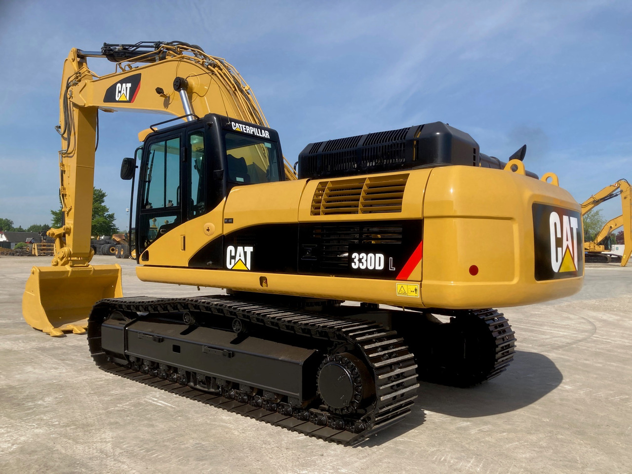 Caterpillar 330DL - Гусеничный экскаватор: фото 1 Caterpillar 330DL - Гусеничный экскаватор: фото 1