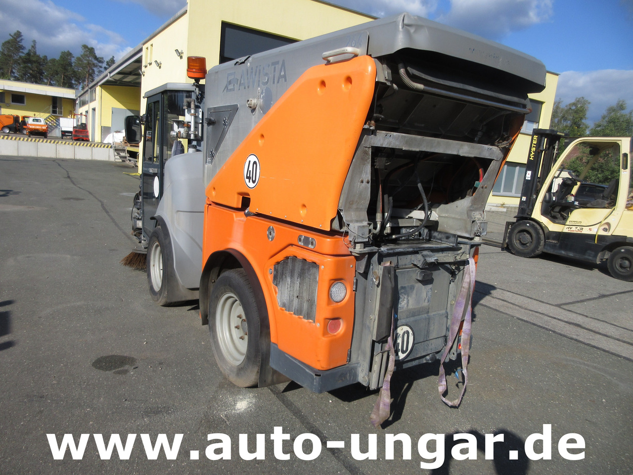 Hako CM 1600 Kehrmaschine 4x4 Baujahr 2018 3 Besen MOTORSCHADEN - Подметально-уборочная машина: фото 5 Hako CM 1600 Kehrmaschine 4x4 Baujahr 2018 3 Besen MOTORSCHADEN - Подметально-уборочная машина: фото 5