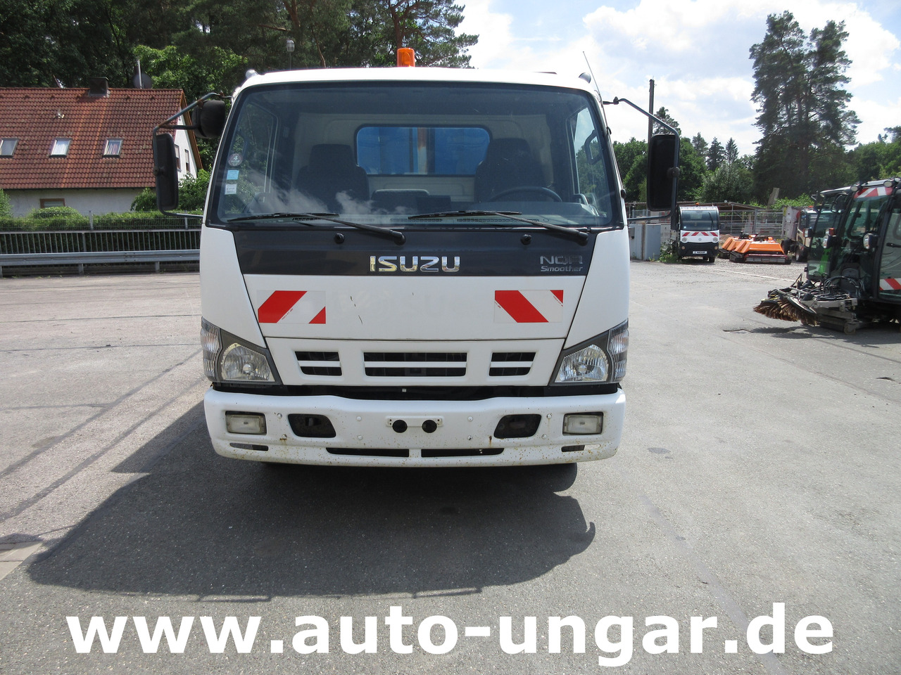 ISUZU NQR Smoother Q75 Y07 Müllwagen 8m³ TECNO 7.500kg Kipper Presse Lifter - Мусоровоз: фото 2 ISUZU NQR Smoother Q75 Y07 Müllwagen 8m³ TECNO 7.500kg Kipper Presse Lifter - Мусоровоз: фото 2