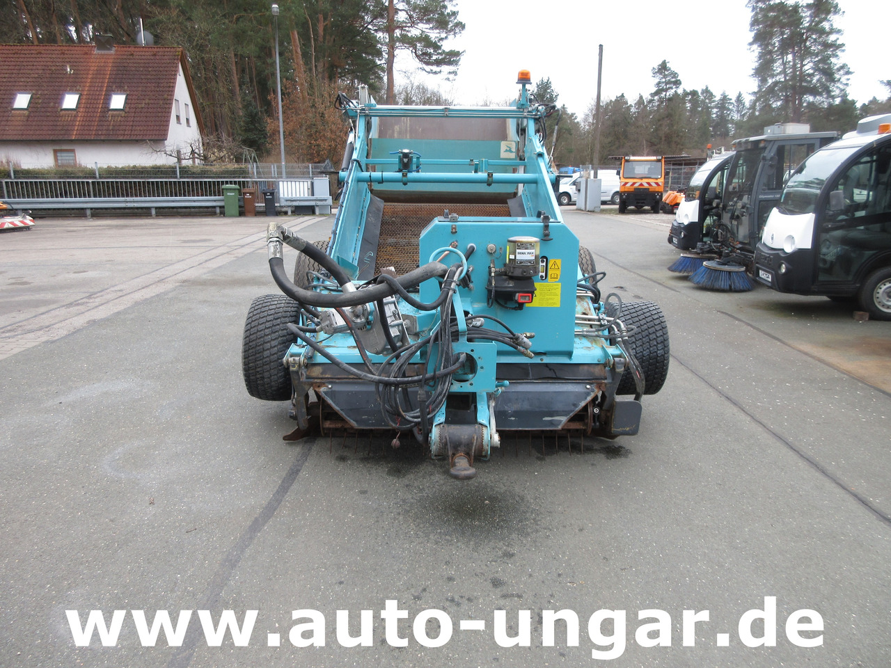 Kässbohrer BeachTech 2000 Strandreiniger Beachcleaner Nettoyeur Cribleuse de Plage - Коммунальная/ Специальная техника: фото 2 Kässbohrer BeachTech 2000 Strandreiniger Beachcleaner Nettoyeur Cribleuse de Plage - Коммунальная/ Специальная техника: фото 2