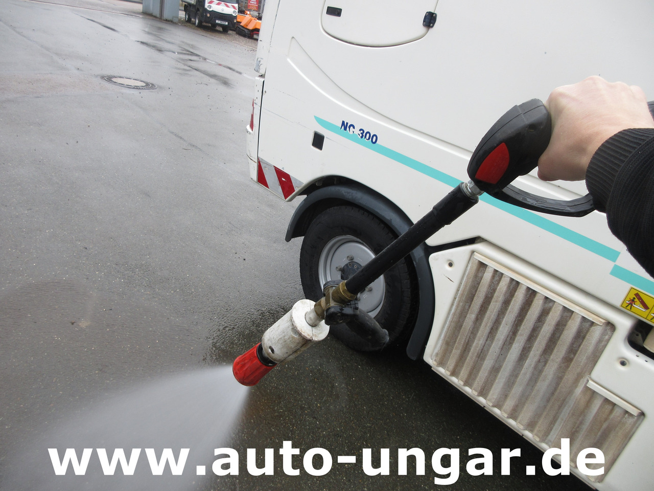 Multicar Tremo X56 4x4x4 CMAR NC300 Schwemmfahrzeug Bj. 2014 EU5 Hochdruck - Коммунальная/ Специальная техника: фото 3 Multicar Tremo X56 4x4x4 CMAR NC300 Schwemmfahrzeug Bj. 2014 EU5 Hochdruck - Коммунальная/ Специальная техника: фото 3