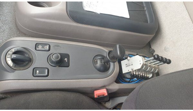 DAF 12t LF180 FA - Крюковой мультилифт: фото 5 DAF 12t LF180 FA - Крюковой мультилифт: фото 5