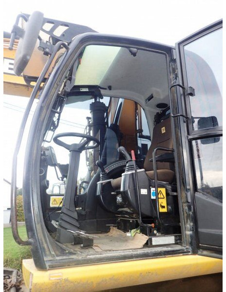 JCB JS 160 W - Колёсный экскаватор: фото 5 JCB JS 160 W - Колёсный экскаватор: фото 5