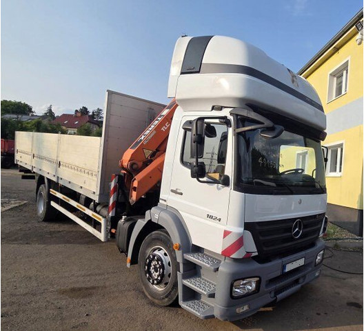 Mercedes-Benz 8m Axor 1824 - Грузовик бортовой/ Платформа, Автоманипулятор: фото 2 Mercedes-Benz 8m Axor 1824 - Грузовик бортовой/ Платформа, Автоманипулятор: фото 2
