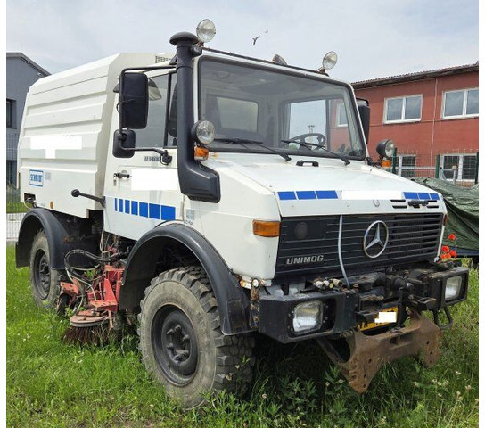 Mercedes-Benz Unimog 1400 +Schmidt SK320 - Строительная техника: фото 1 Mercedes-Benz Unimog 1400 +Schmidt SK320 - Строительная техника: фото 1