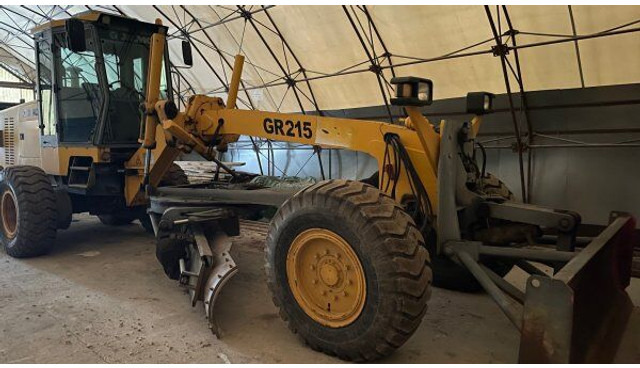 XCMG GR215 - Грейдер: фото 1 XCMG GR215 - Грейдер: фото 1