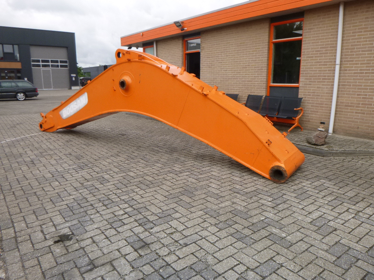 DOOSAN DX480/DX520/DX530 - Стрела для Экскаваторов: фото 3 DOOSAN DX480/DX520/DX530 - Стрела для Экскаваторов: фото 3