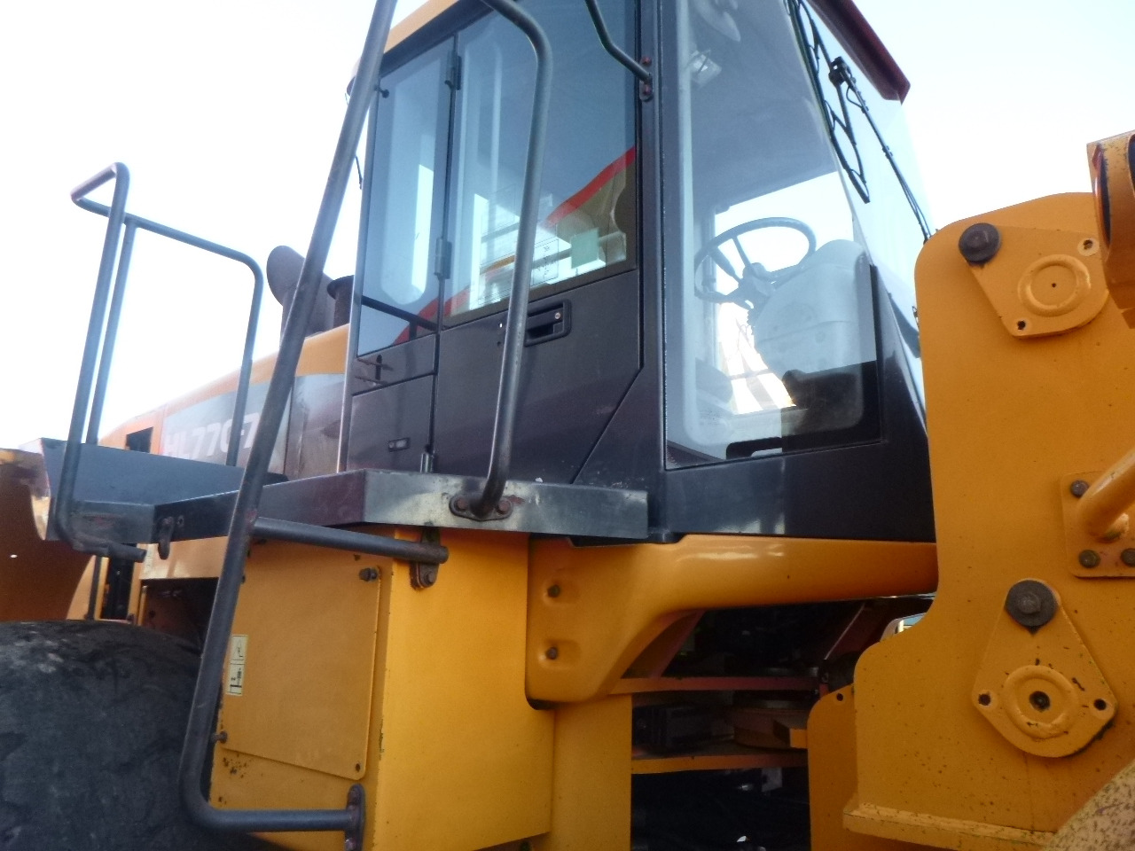 Колёсный погрузчик HYUNDAI HL770-7A: фото 10