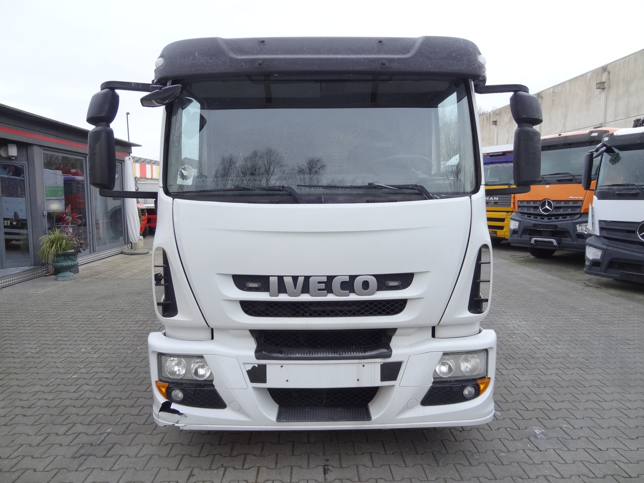 Грузовик бортовой/ Платформа, Автоманипулятор Iveco EuroCargo 120E25 Fassi F38: фото 7