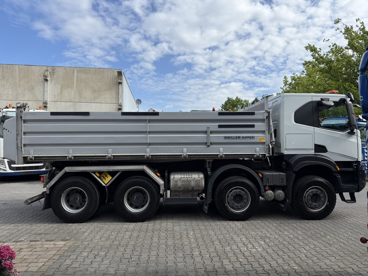 Iveco T-Way 510 / AT410T51 8X4 Meiller в лизинг Iveco T-Way 510 / AT410T51 8X4 Meiller: фото 12