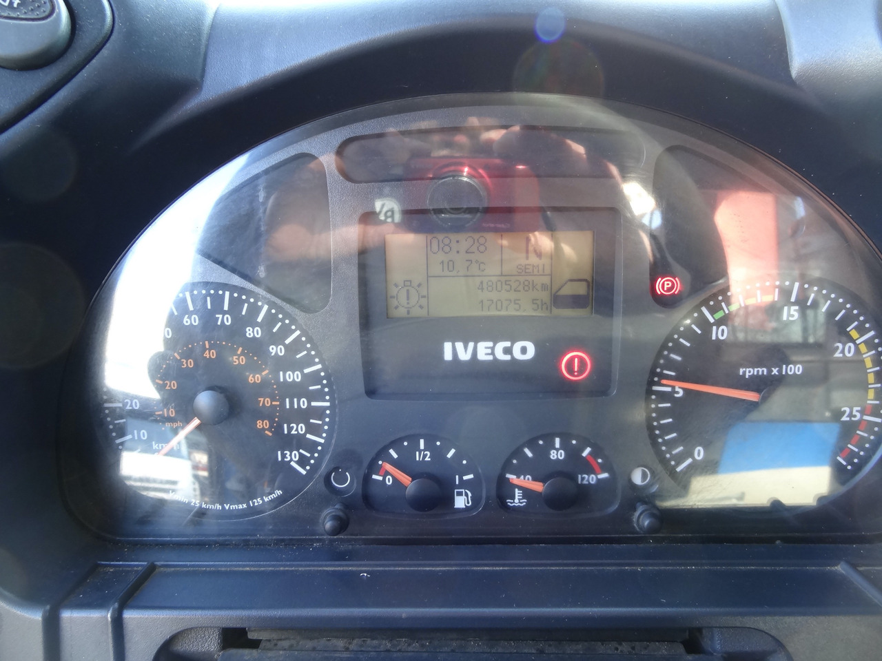 Iveco Trakker AD340T41 8X4 Kipper Kran Palfinger 23002 - Автоманипулятор, Самосвал: фото 3 Iveco Trakker AD340T41 8X4 Kipper Kran Palfinger 23002 - Автоманипулятор, Самосвал: фото 3