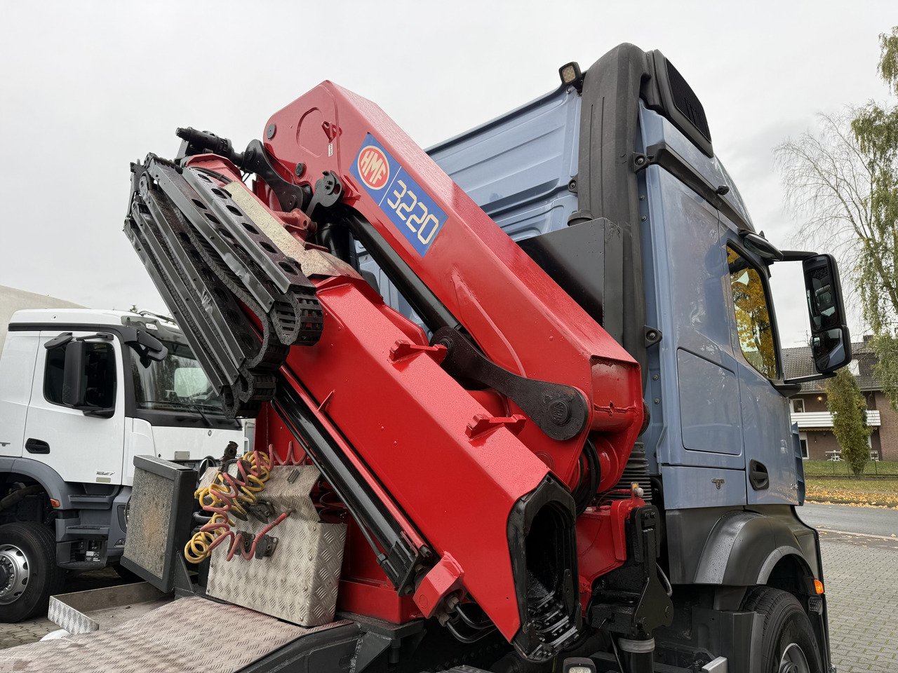 Mercedes-Benz Actros 2548 LS 6X2 Kran HMF 3220 bis 16 Meter - Автоманипулятор, Тягач: фото 2 Mercedes-Benz Actros 2548 LS 6X2 Kran HMF 3220 bis 16 Meter - Автоманипулятор, Тягач: фото 2