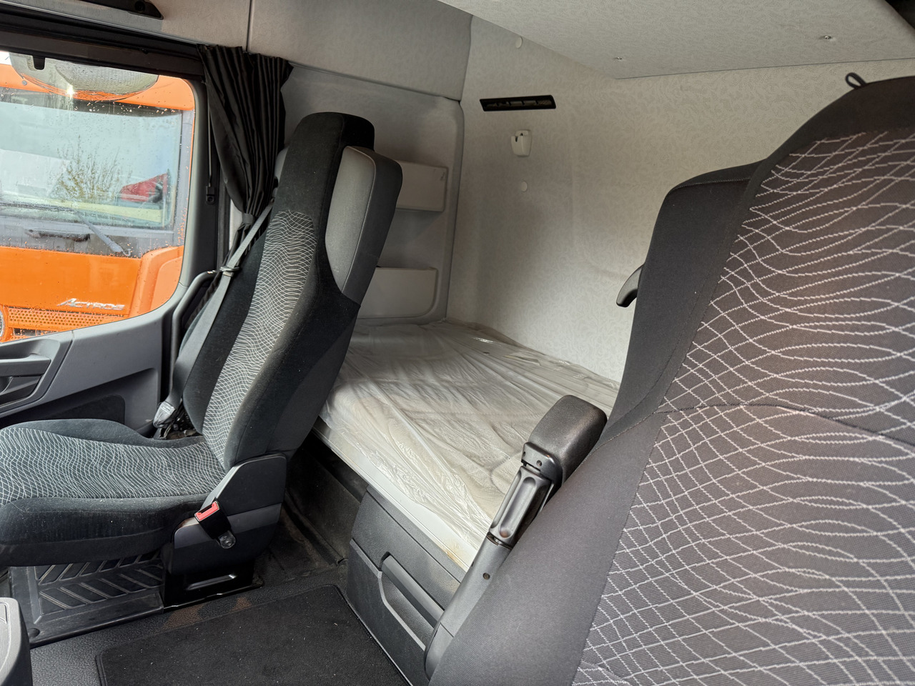 Mercedes-Benz Arocs 2653 6X4 Kran Kesla 2124L - Лесовоз, Автоманипулятор: фото 4 Mercedes-Benz Arocs 2653 6X4 Kran Kesla 2124L - Лесовоз, Автоманипулятор: фото 4