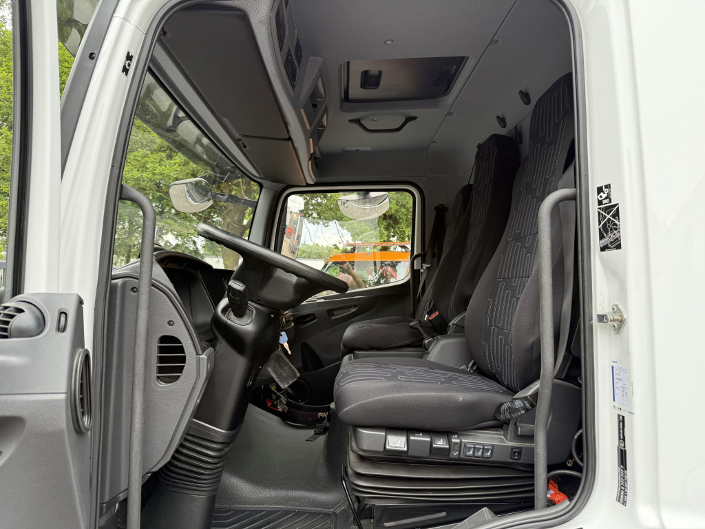 Mercedes-Benz Atego 821 Kran Palfinger PK4200 - Грузовик бортовой/ Платформа, Автоманипулятор: фото 3 Mercedes-Benz Atego 821 Kran Palfinger PK4200 - Грузовик бортовой/ Платформа, Автоманипулятор: фото 3