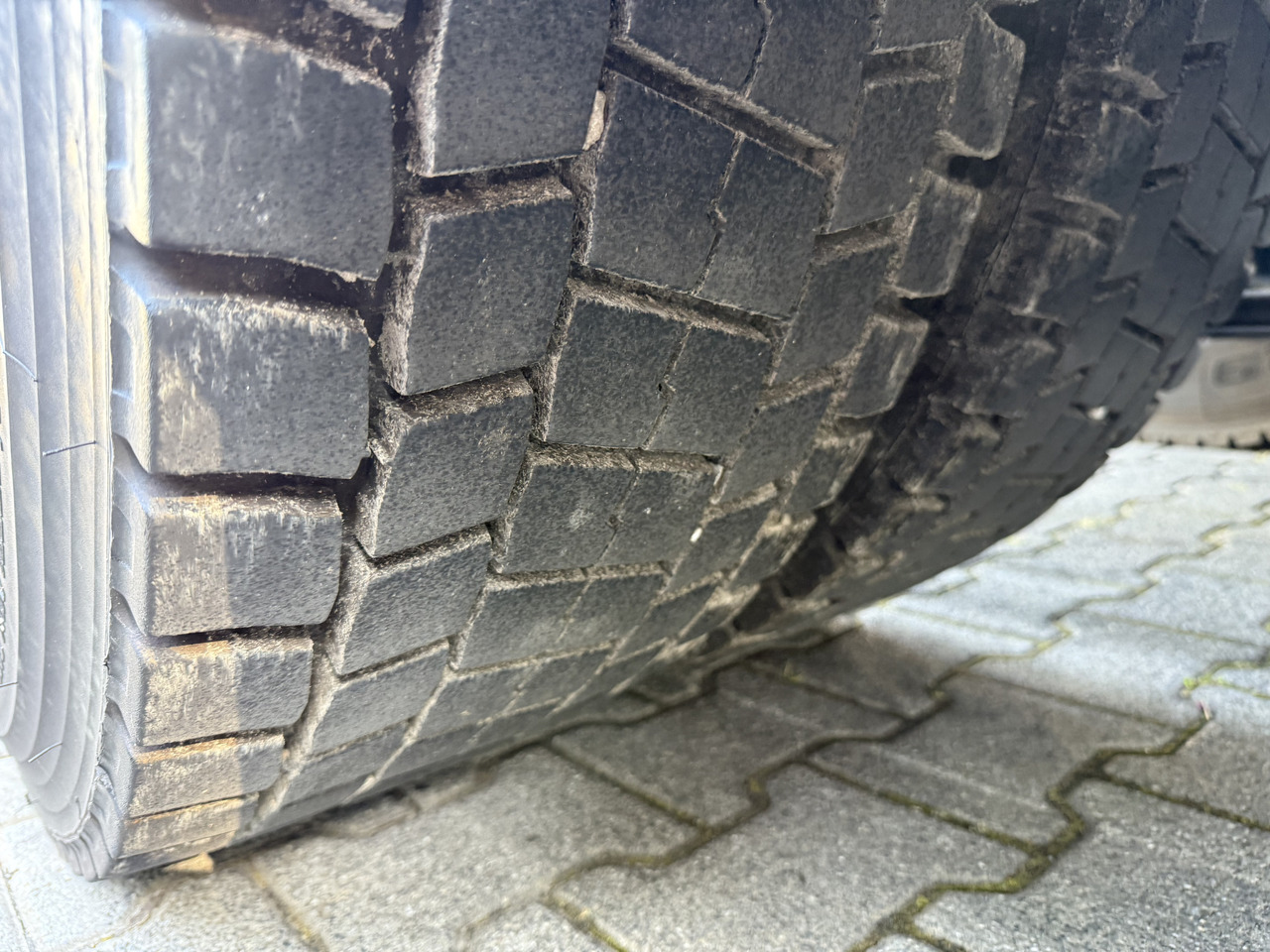 MAN TGX 18.680 4X2 BLS V8 - Тягач: фото 3 MAN TGX 18.680 4X2 BLS V8 - Тягач: фото 3