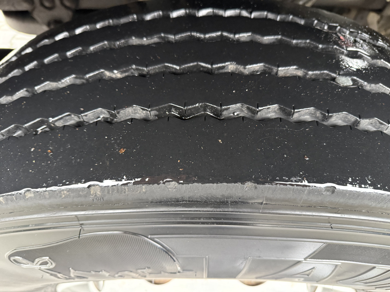 Volvo FH12 420 6X2 Kran PM 30025 bis 26.5 Meter - Грузовик бортовой/ Платформа, Автоманипулятор: фото 2 Volvo FH12 420 6X2 Kran PM 30025 bis 26.5 Meter - Грузовик бортовой/ Платформа, Автоманипулятор: фото 2