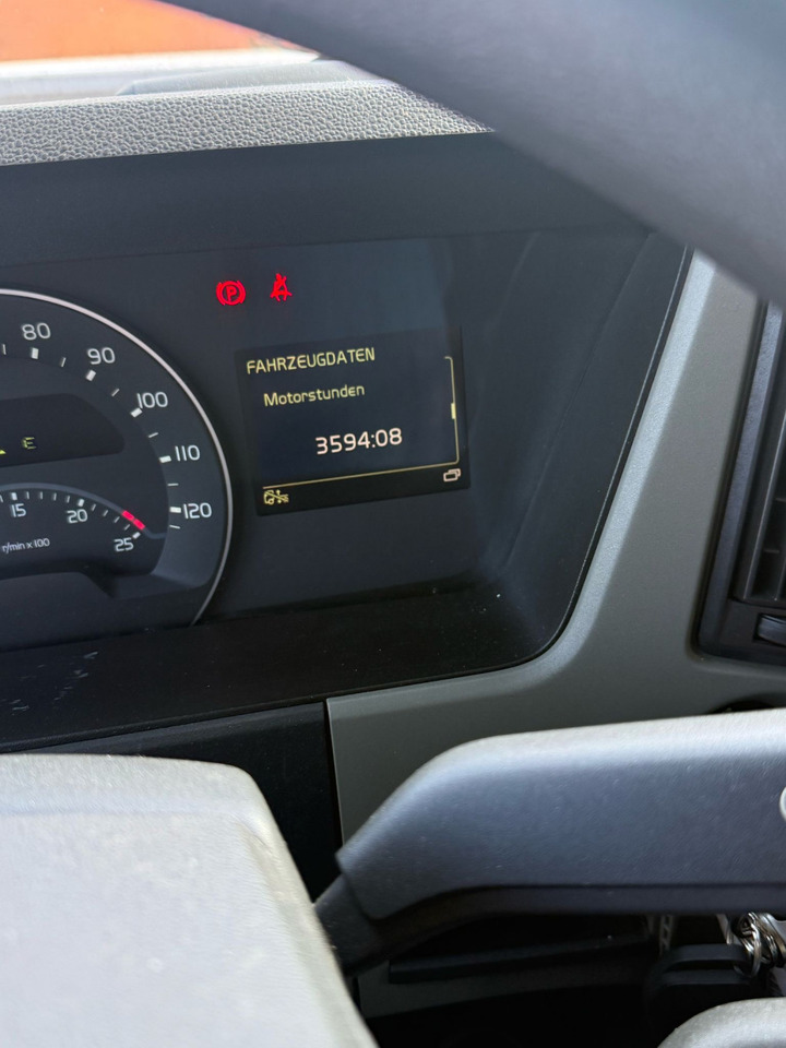 Volvo FM 420 6X2*4 - Грузовик-шасси: фото 5 Volvo FM 420 6X2*4 - Грузовик-шасси: фото 5