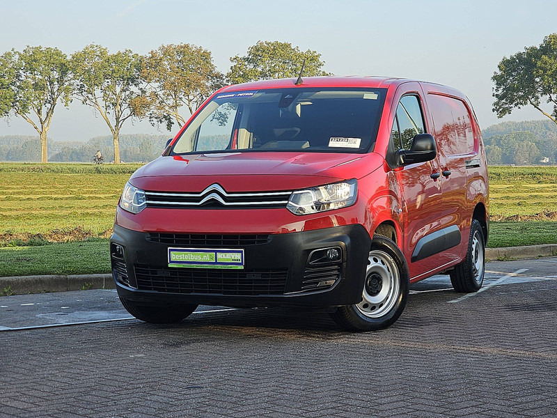 Citroën Berlingo 1.4 XL 130 AUT. 34 dkm. - Фургон с закрытым кузовом: фото 1 Citroën Berlingo 1.4 XL 130 AUT. 34 dkm. - Фургон с закрытым кузовом: фото 1