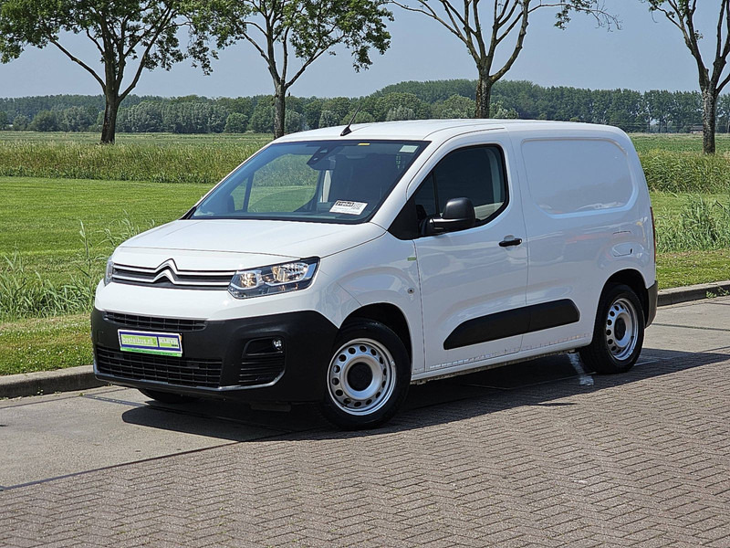 Citroën Berlingo 1.5 L1 Airco Navi Euro6! - Фургон с закрытым кузовом: фото 2 Citroën Berlingo 1.5 L1 Airco Navi Euro6! - Фургон с закрытым кузовом: фото 2