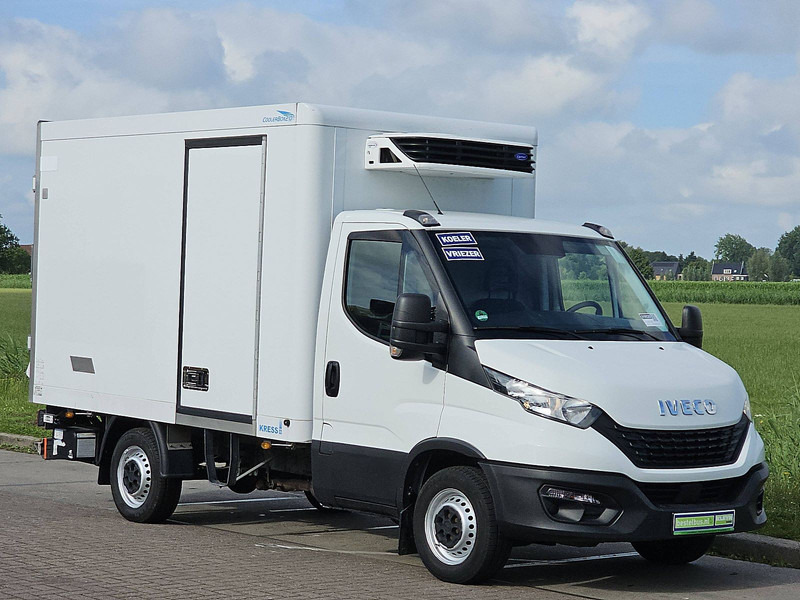 Iveco Daily 35S14 Koelwagen Laadklep - Фургон-рефрижератор: фото 5 Iveco Daily 35S14 Koelwagen Laadklep - Фургон-рефрижератор: фото 5
