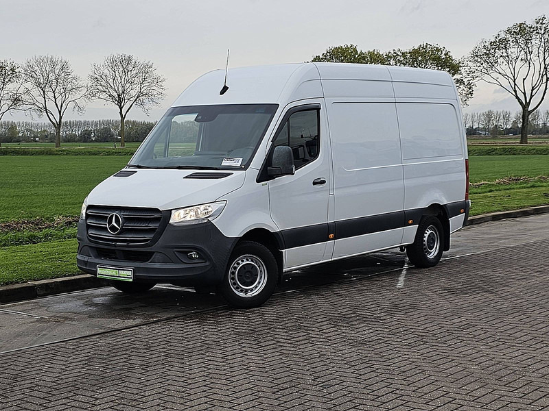 Mercedes-Benz Sprinter 316 L2H2 Navi RWD - Цельнометаллический фургон: фото 2 Mercedes-Benz Sprinter 316 L2H2 Navi RWD - Цельнометаллический фургон: фото 2