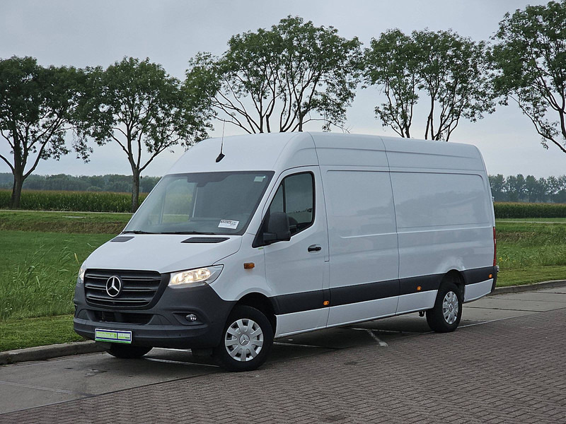 Mercedes-Benz Sprinter 317 L3H2 Maxi Mbux Euro6 - Цельнометаллический фургон: фото 2 Mercedes-Benz Sprinter 317 L3H2 Maxi Mbux Euro6 - Цельнометаллический фургон: фото 2