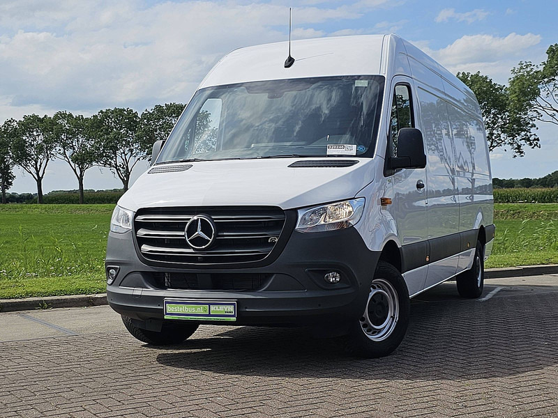 Mercedes-Benz Sprinter 317 L3H2 Maxi Mbux - Цельнометаллический фургон: фото 1 Mercedes-Benz Sprinter 317 L3H2 Maxi Mbux - Цельнометаллический фургон: фото 1