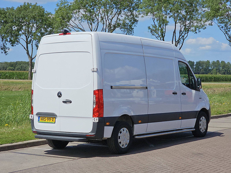 Mercedes-Benz eSprinter L2H2 35 KWH - Цельнометаллический фургон, Электрический фургон: фото 3 Mercedes-Benz eSprinter L2H2 35 KWH - Цельнометаллический фургон, Электрический фургон: фото 3