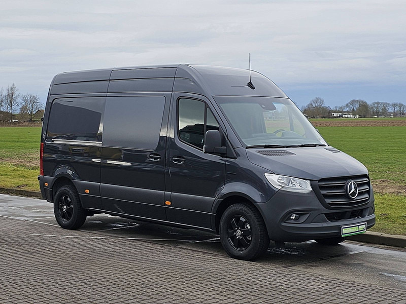 Цельнометаллический фургон, Электрический фургон Mercedes-Benz eSprinter  L2H2 47 kWh Airco!: фото 5