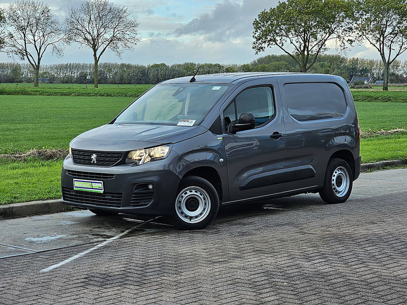 Peugeot Partner  1.5 BHDI 102 - Фургон с закрытым кузовом: фото 2 Peugeot Partner  1.5 BHDI 102 - Фургон с закрытым кузовом: фото 2