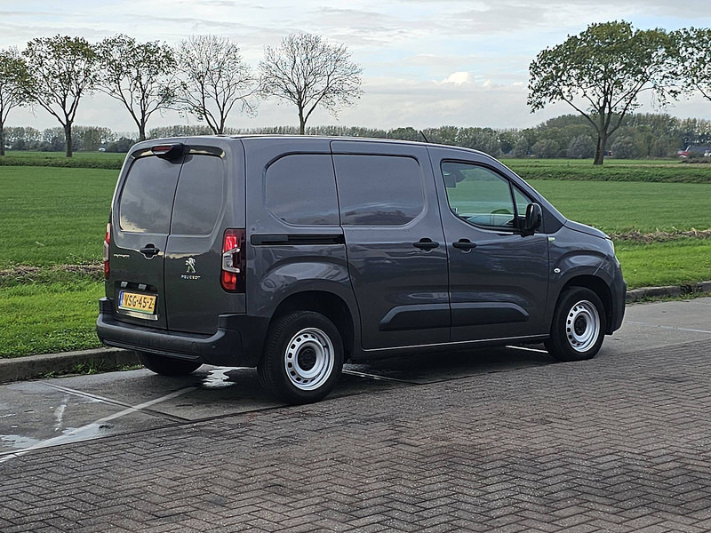 Peugeot Partner 1.5 L1H1 Navi Euro6 AC! - Фургон с закрытым кузовом: фото 3 Peugeot Partner 1.5 L1H1 Navi Euro6 AC! - Фургон с закрытым кузовом: фото 3