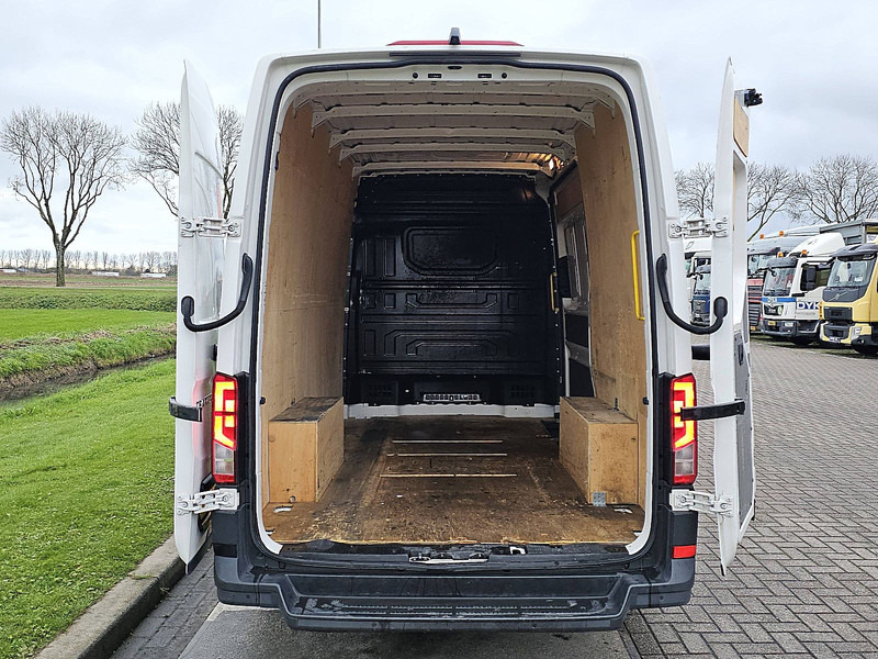 Цельнометаллический фургон Volkswagen Crafter 2.0 TDI 177 AUT. L3H3: фото 14