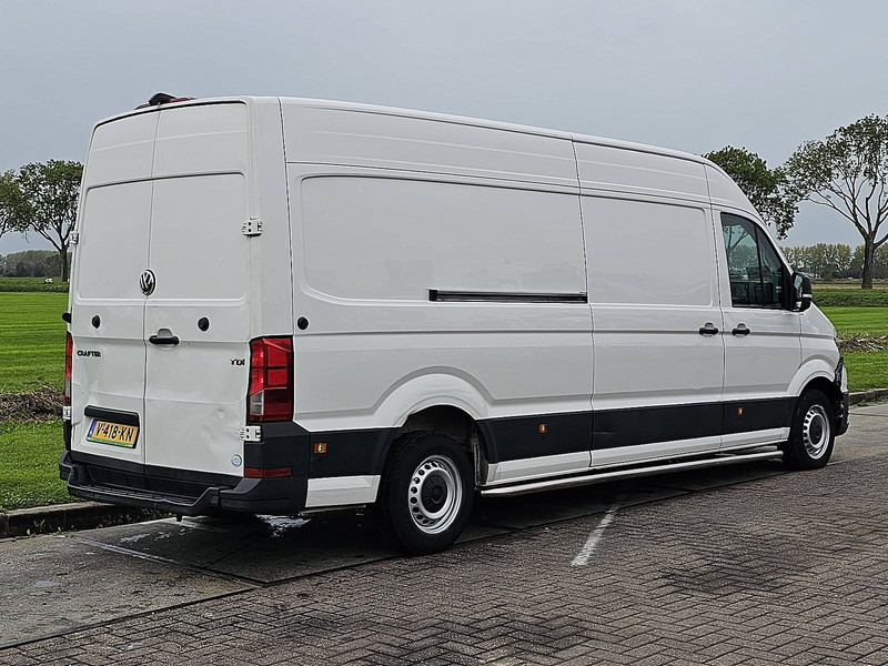 Volkswagen Crafter 35 2.0 - Цельнометаллический фургон: фото 3 Volkswagen Crafter 35 2.0 - Цельнометаллический фургон: фото 3