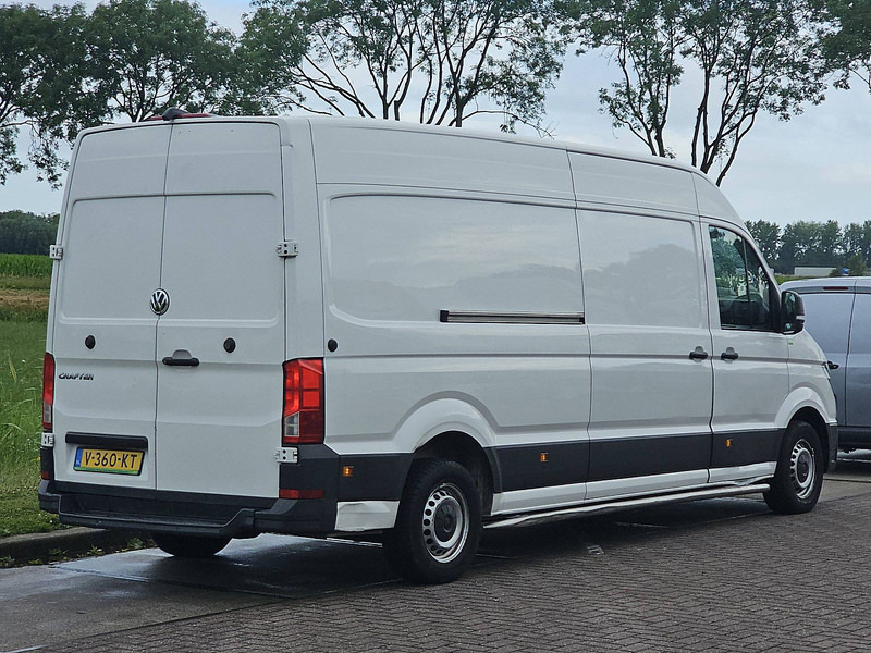 Volkswagen Crafter 35 2.0 - Цельнометаллический фургон: фото 3 Volkswagen Crafter 35 2.0 - Цельнометаллический фургон: фото 3