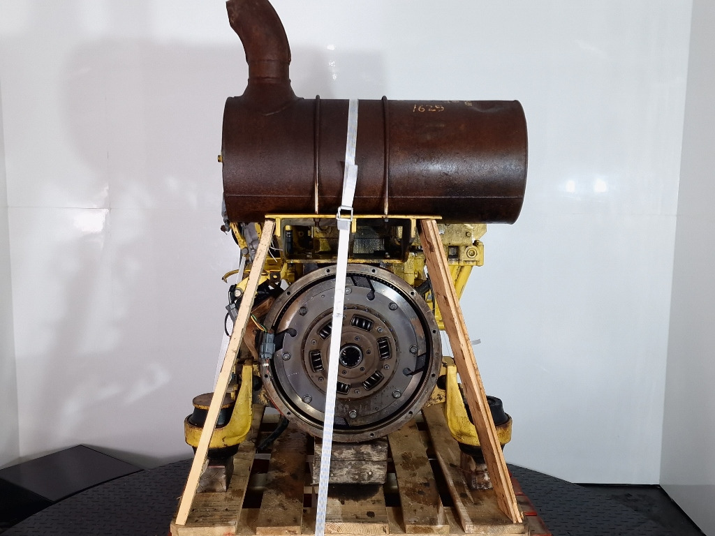 Komatsu SA6D95L-1 - Двигатель для Строительной техники: фото 2 Komatsu SA6D95L-1 - Двигатель для Строительной техники: фото 2