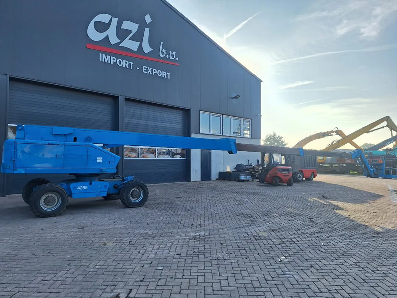 Aichi SP21AJ - Телескопический подъемник: фото 4 Aichi SP21AJ - Телескопический подъемник: фото 4