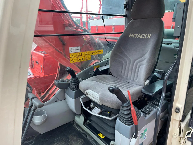 Гусеничный экскаватор Hitachi ZX300LC-6: фото 7