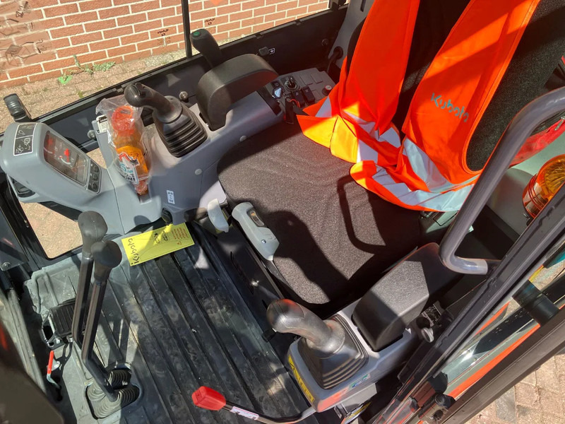 Гусеничный экскаватор Kubota KX019 4: фото 7