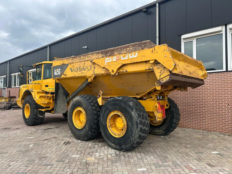 Volvo A25D - Сочленённый самосвал: фото 4 Volvo A25D - Сочленённый самосвал: фото 4
